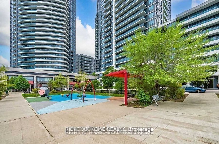 Additional image 2 of PH103-7165 Yonge Street, Markham, ON, L3T 0C9