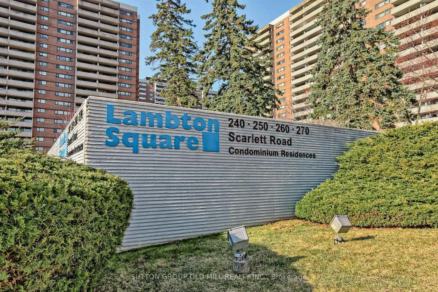 240 Scarlett Road 613