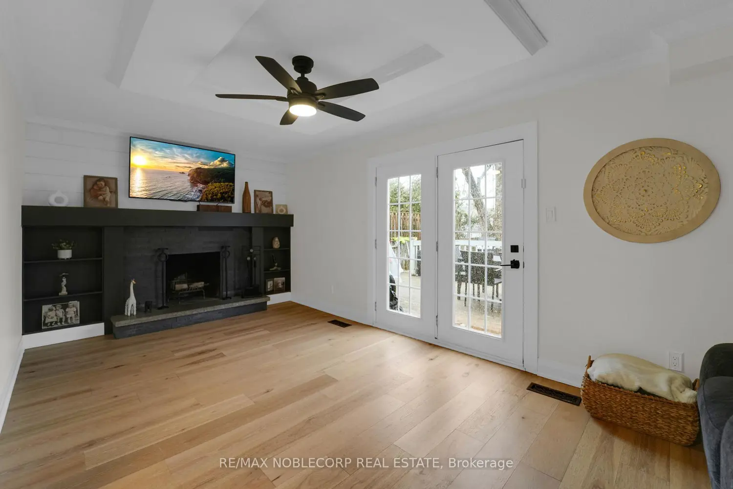 115 Elgin Drive photo 5