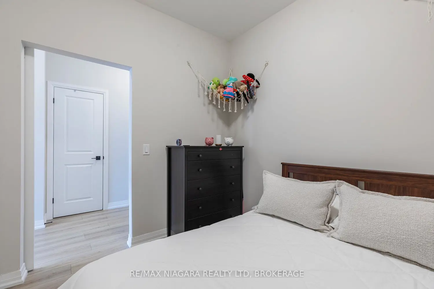 Additional image 11 of 120 Springvalley Crescent 208