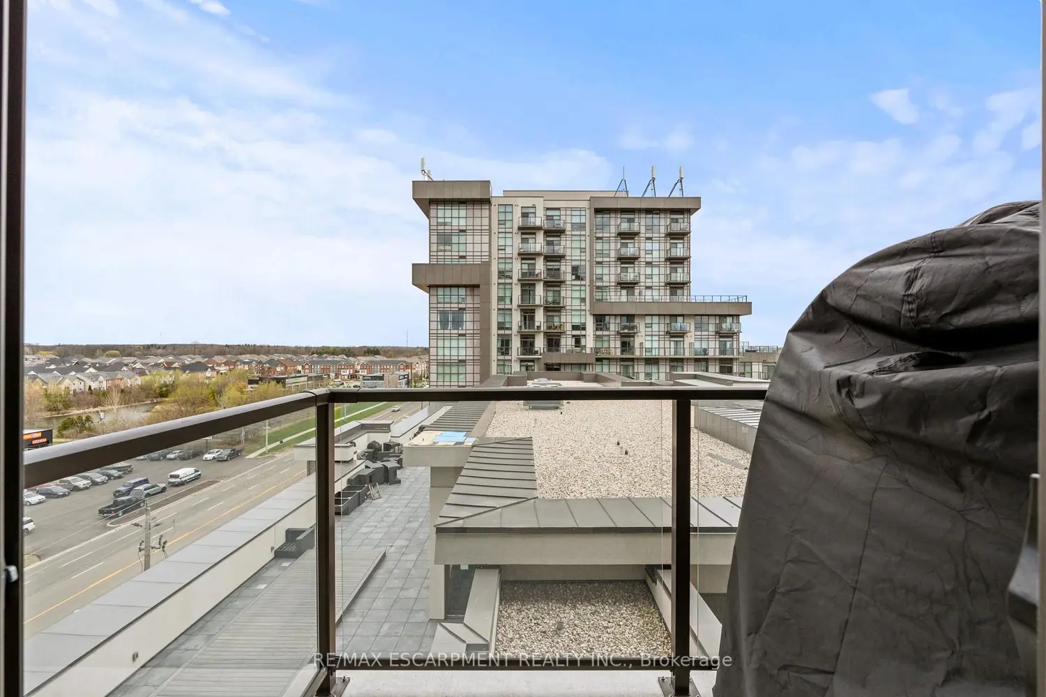Additional image 19 of 450 Dundas Street 706