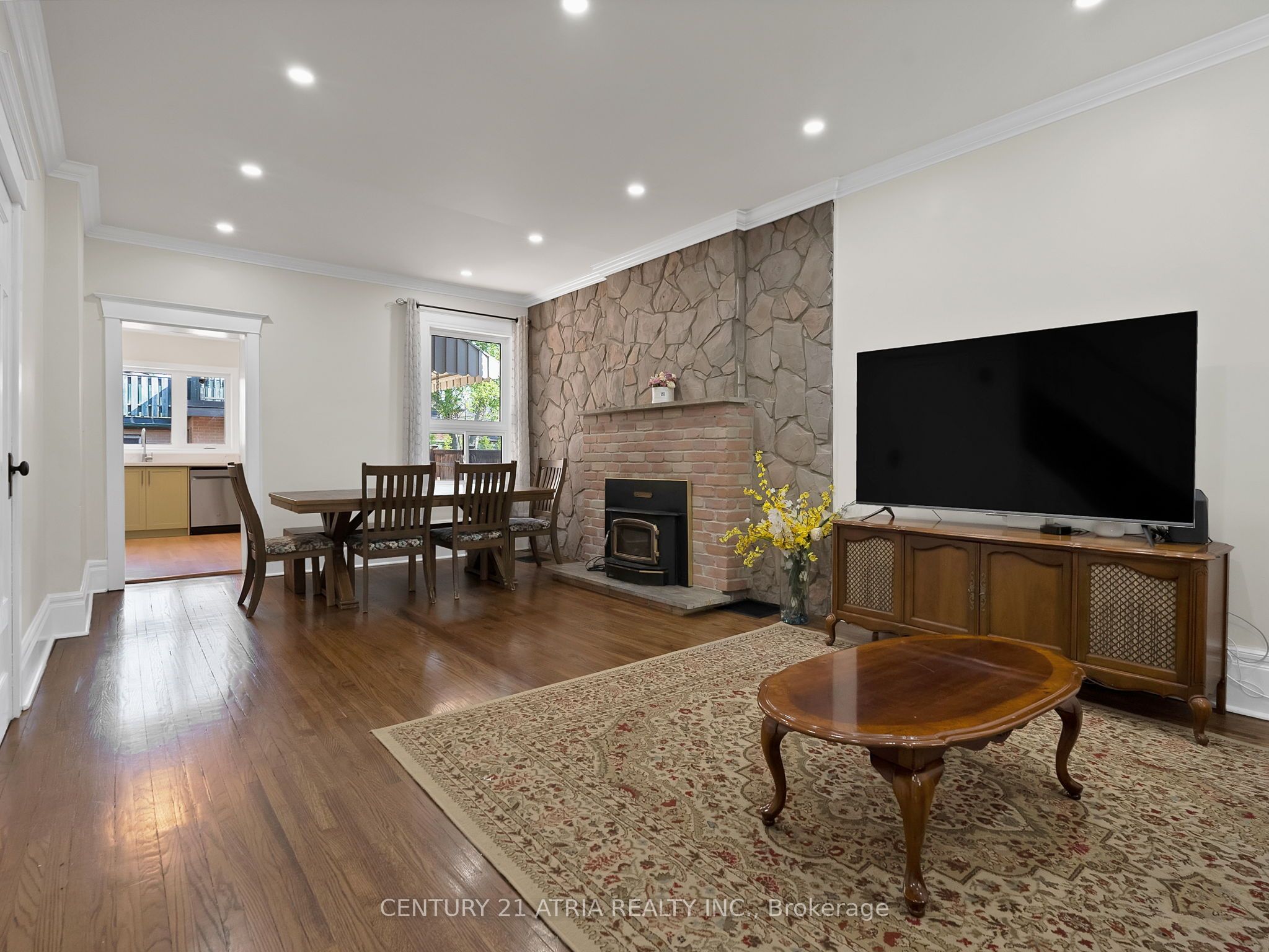 Additional image 4 of 32 Rosevear Avenue, Toronto, ON, M4C 1Z3