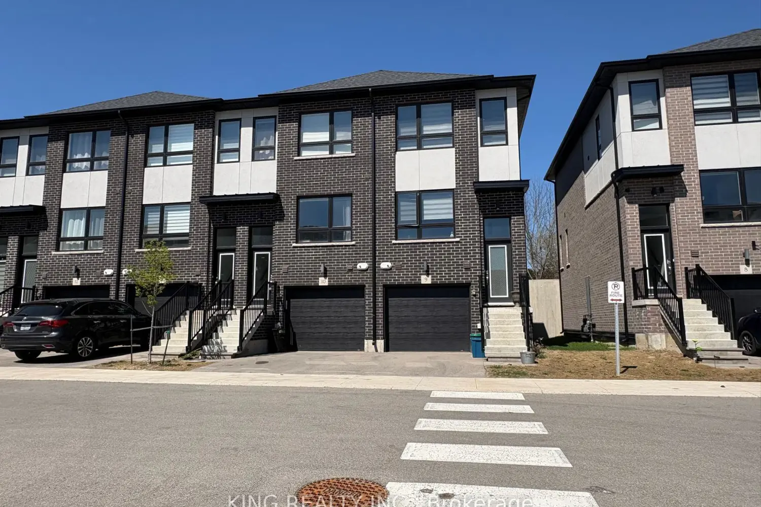 720 Grey Street 9