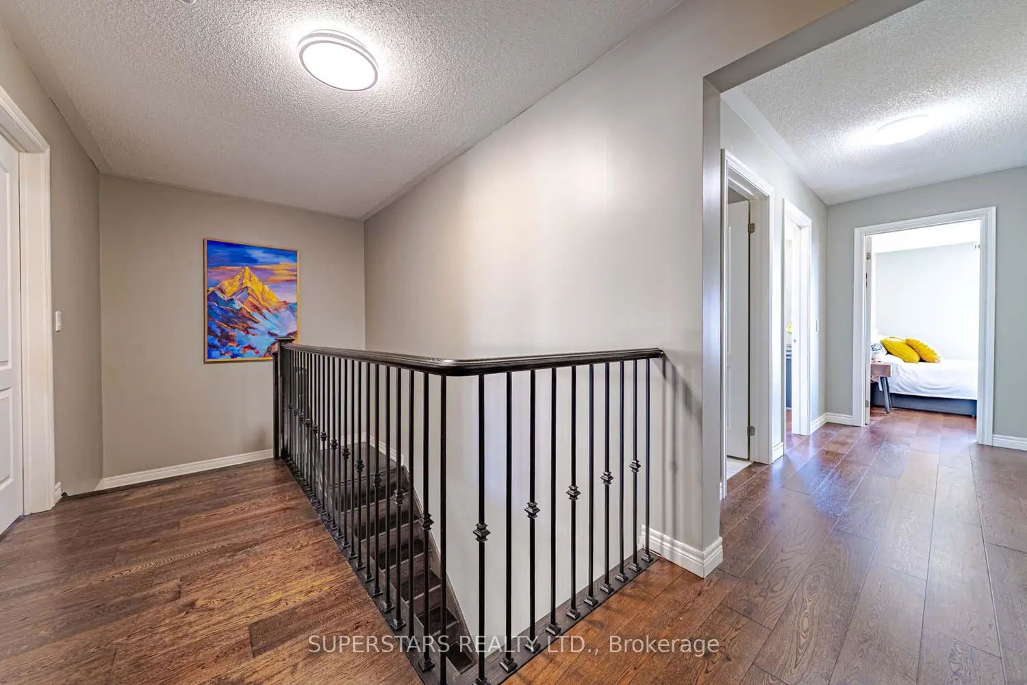 2410 Bridle Road photo 3