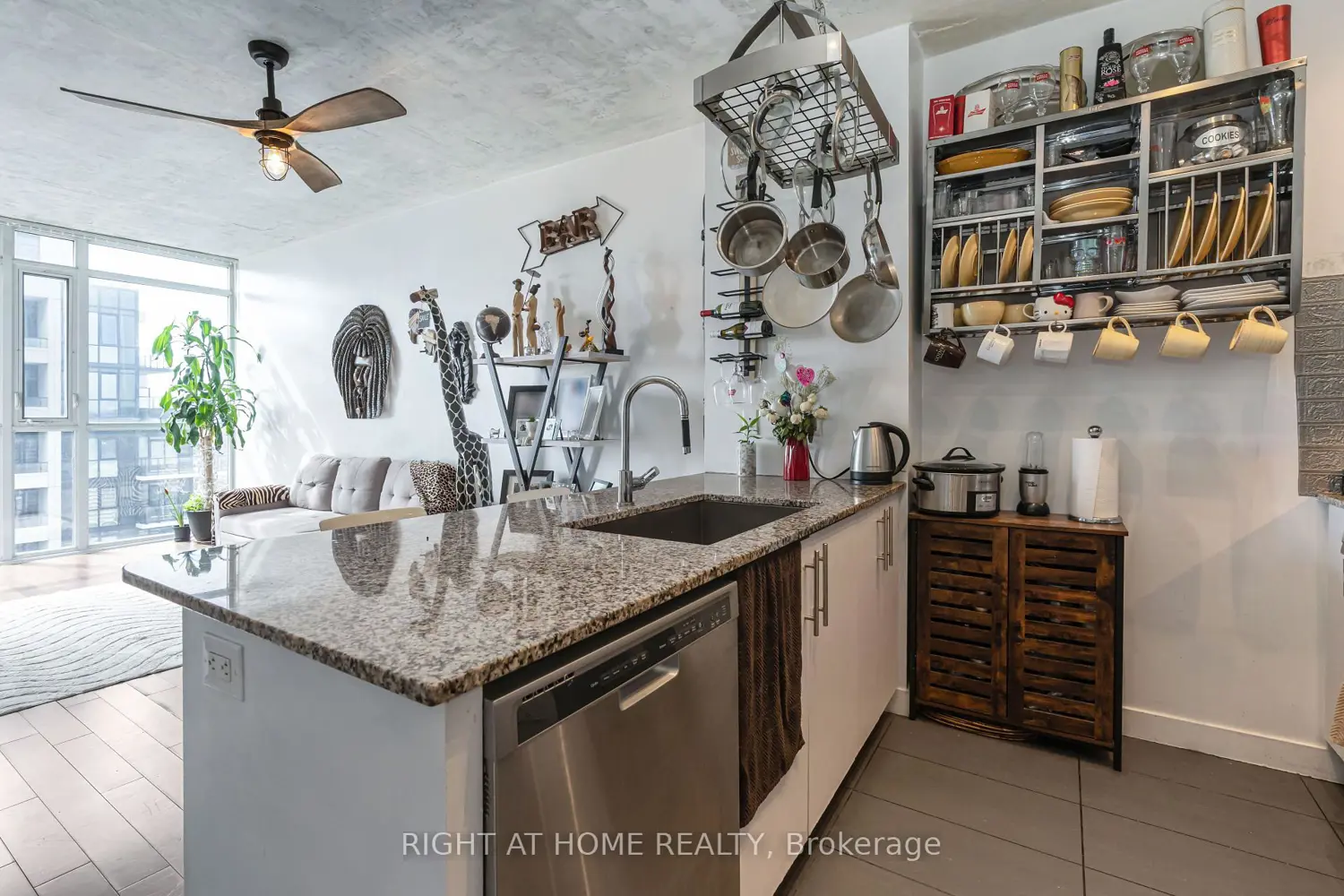 4099 Brickstone Mews 2305