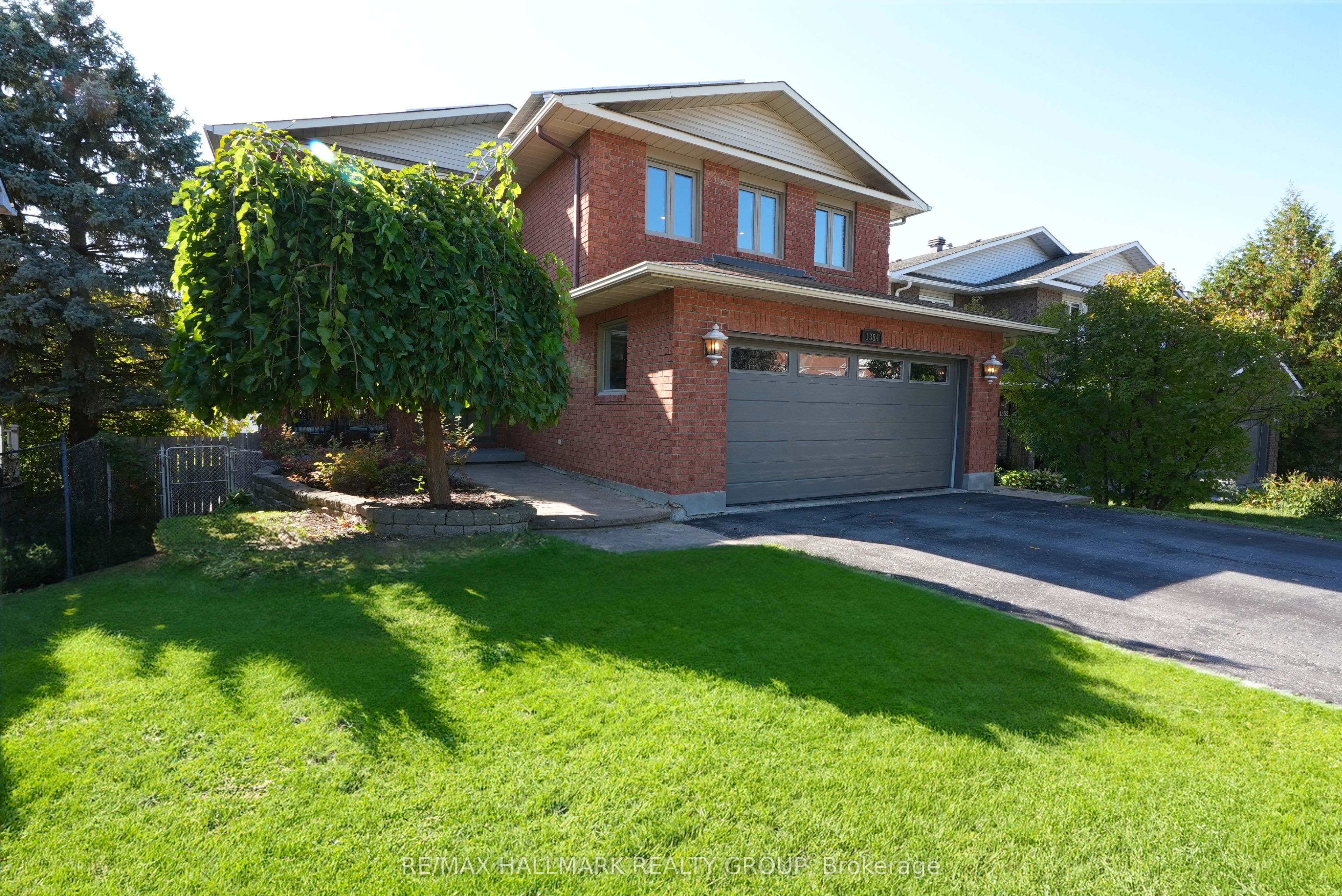 1354 Gaultois Avenue, Ottawa, ON, K1C 3G6