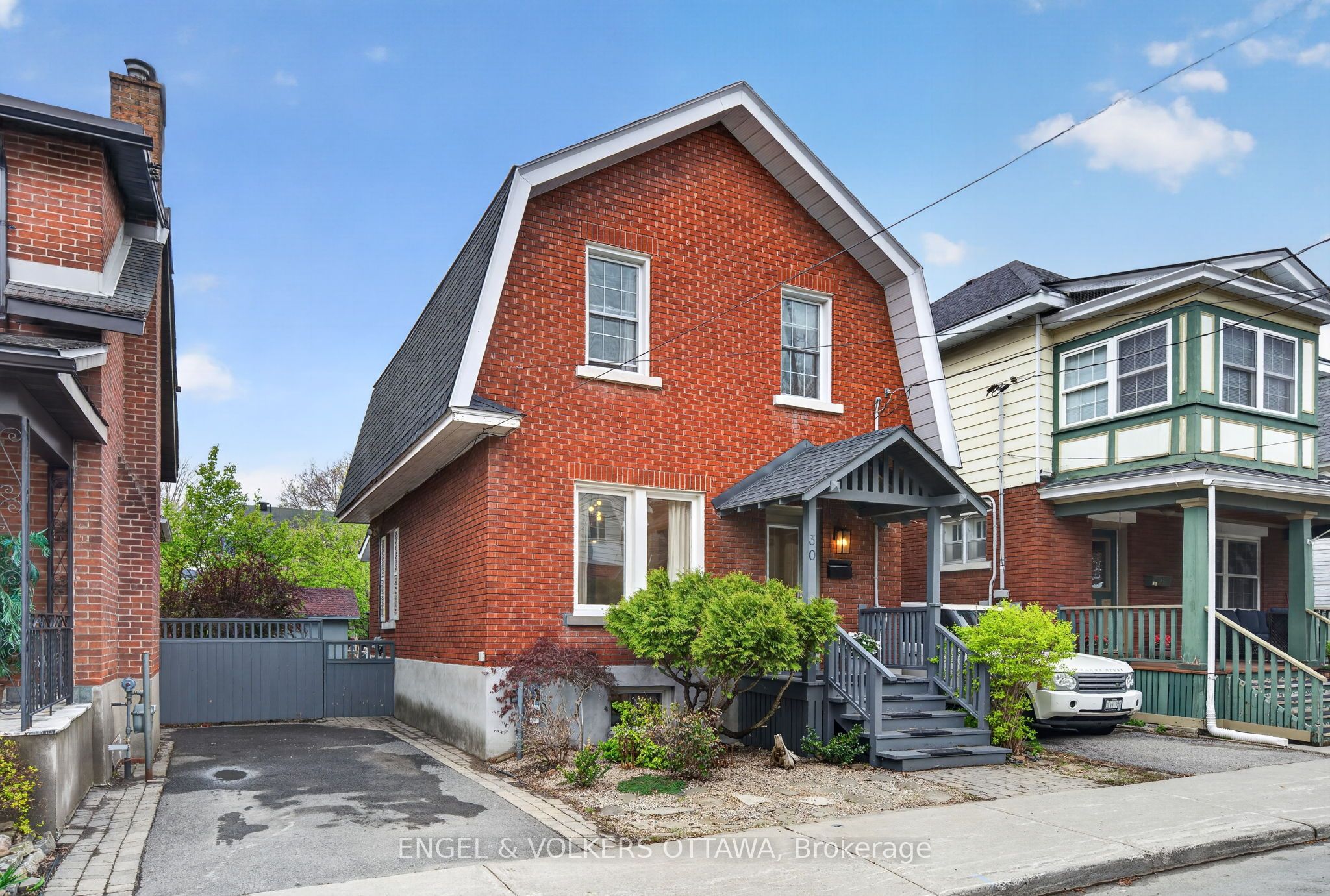 30 Roslyn Avenue, Ottawa, ON, K1S 4W3