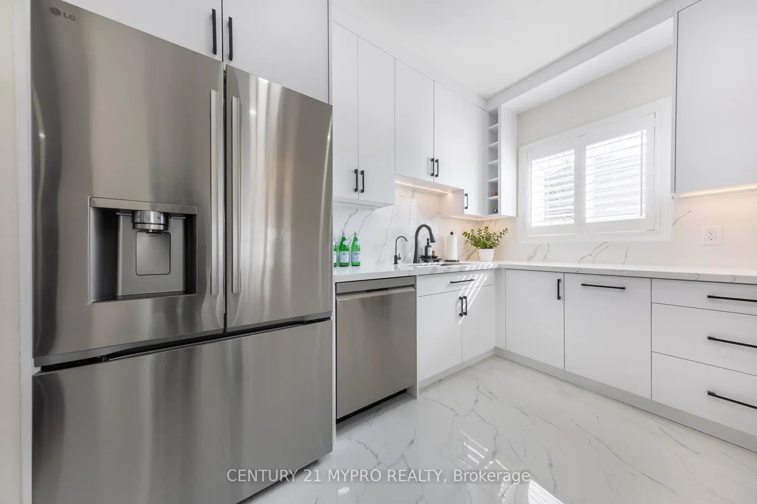 Additional image 8 of 2587 Carberry Way