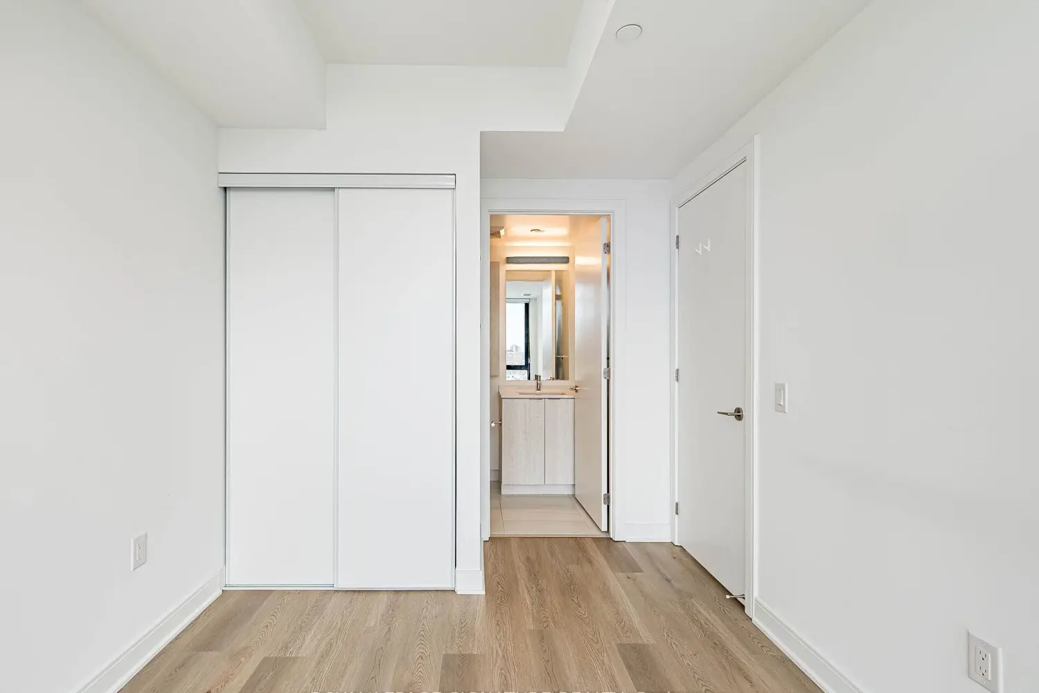 Additional image 10 of 86 Dundas Street 622