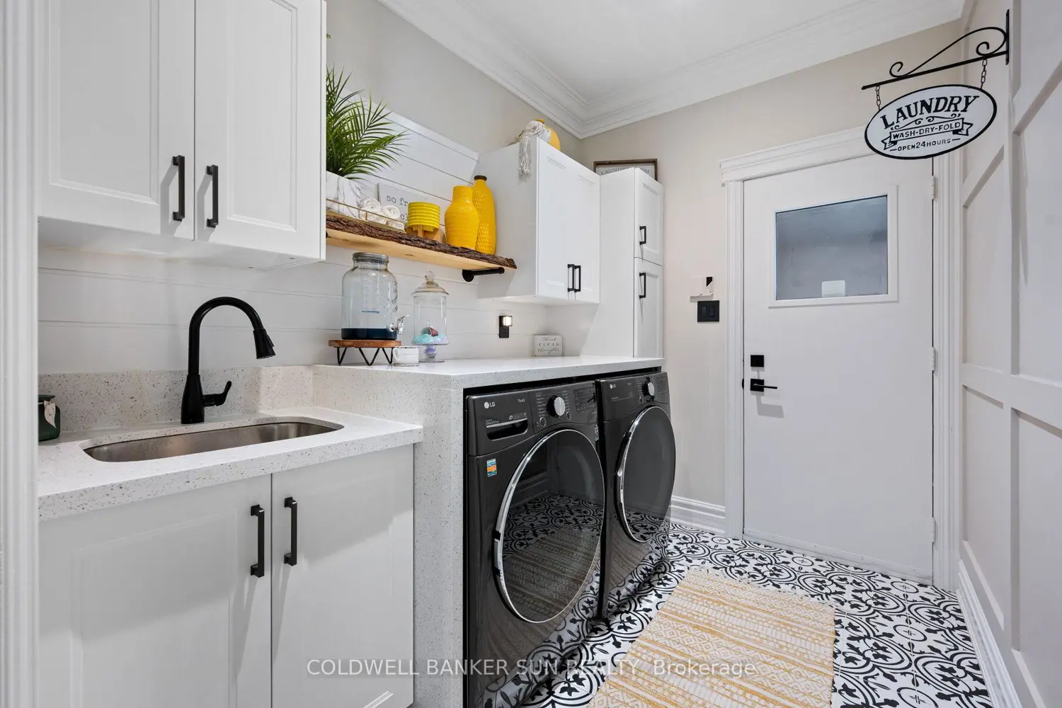 Additional image 12 of 34 Previn Court