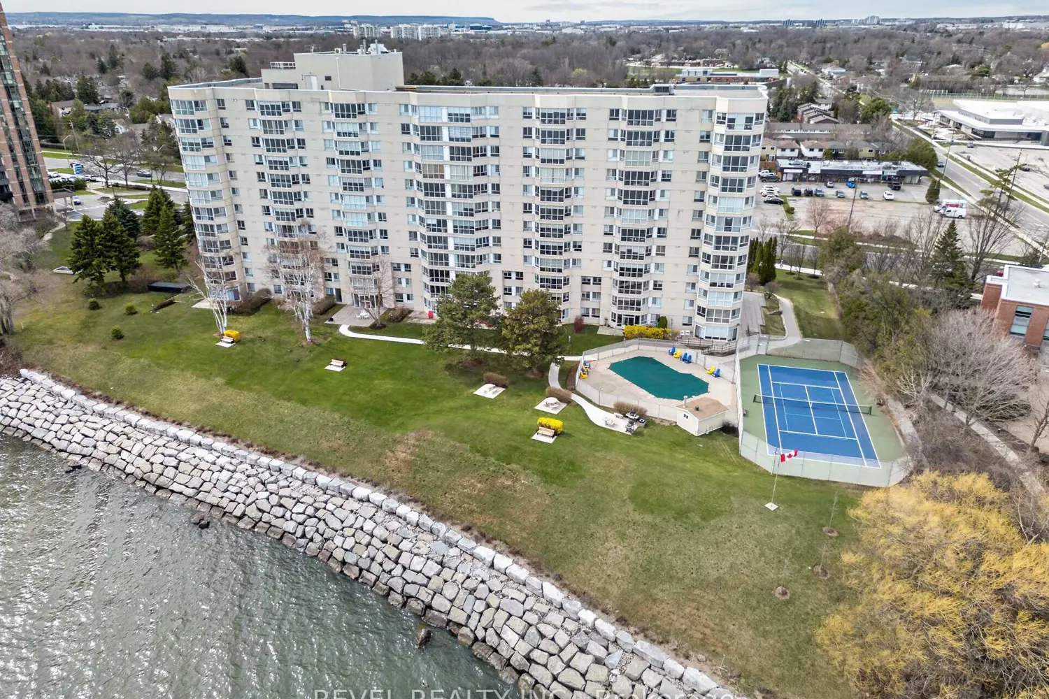 Additional image 20 of 5280 Lakeshore Road 506