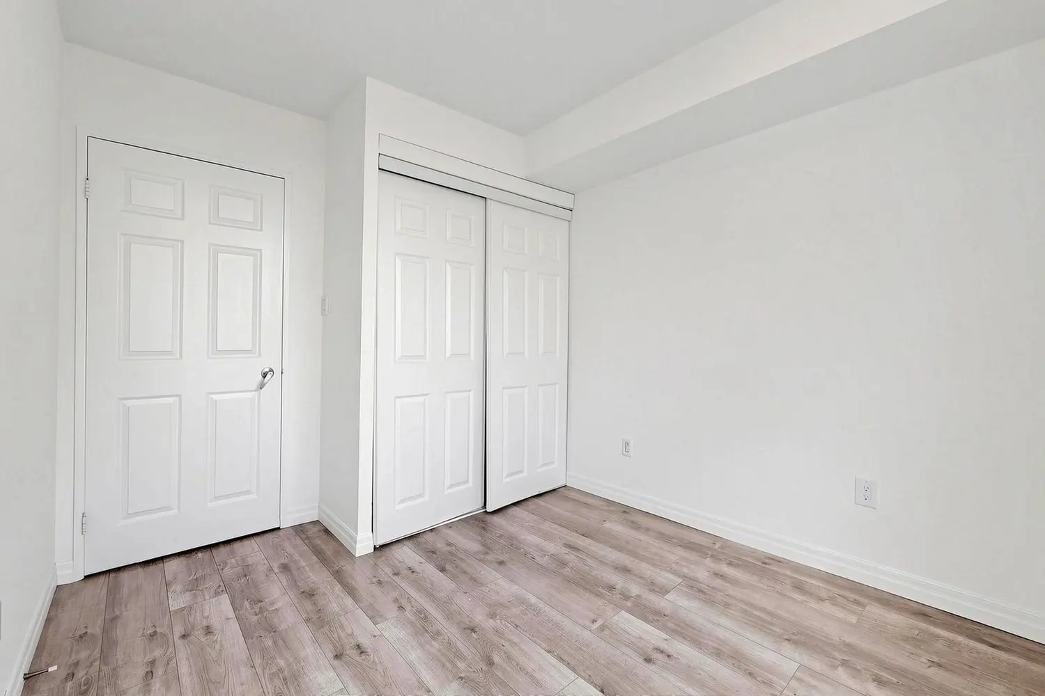 Additional image 9 of 265 Enfield Place 706
