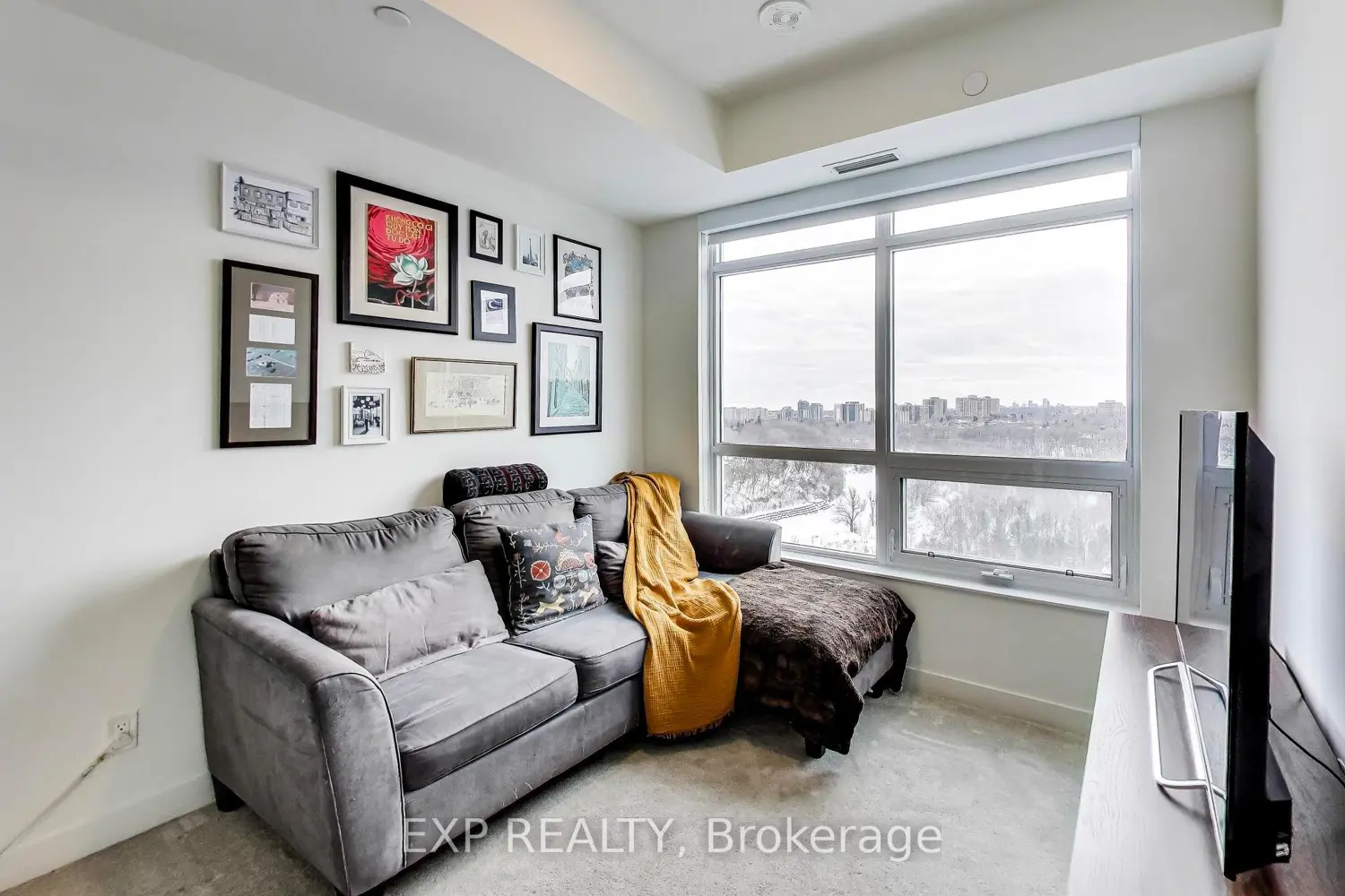 Additional image 16 of 10 Wilby Crescent 1106