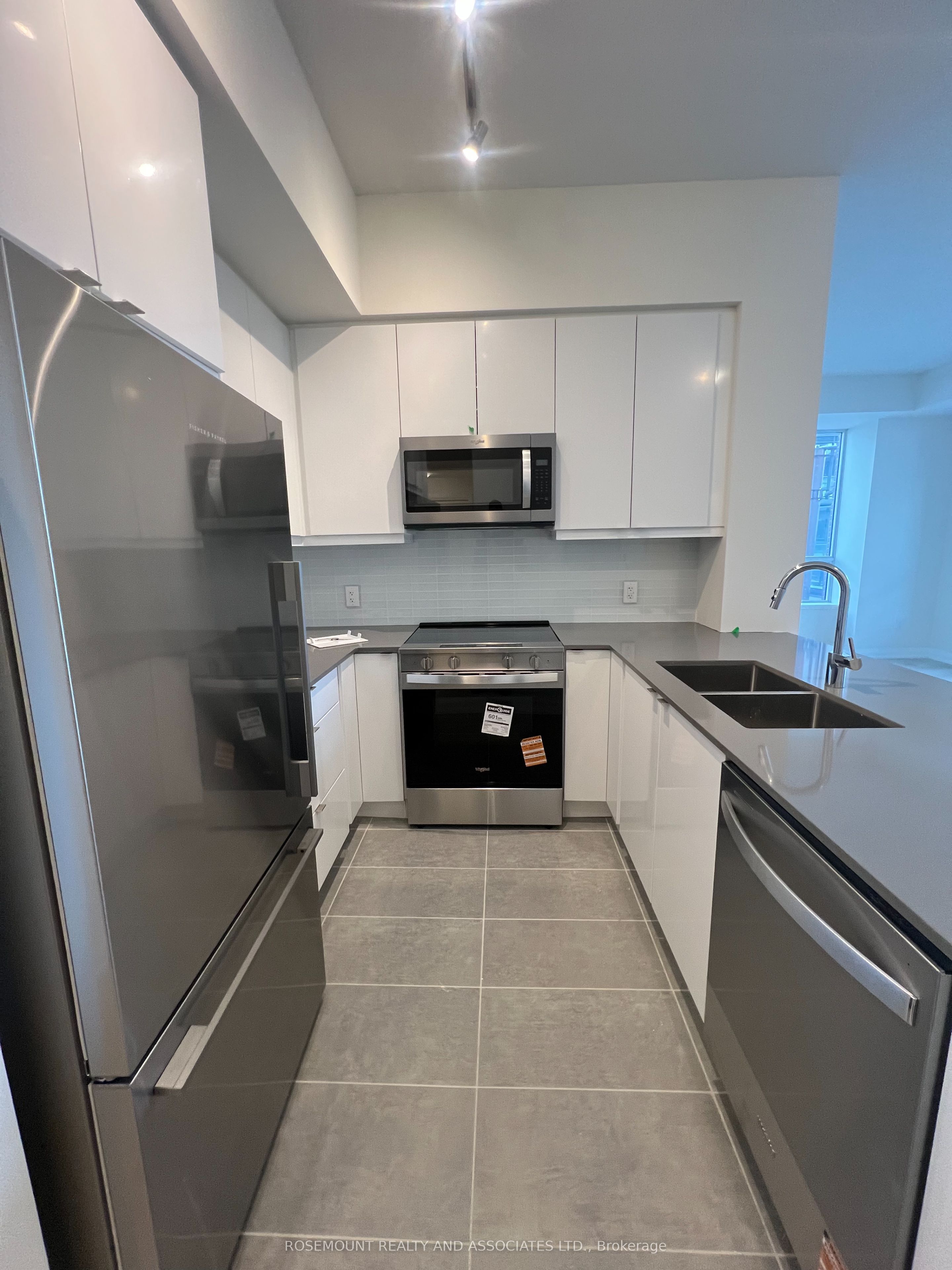 Additional image 4 of 1004-3260 Sheppard Avenue E, Toronto, ON, M1T 0B3