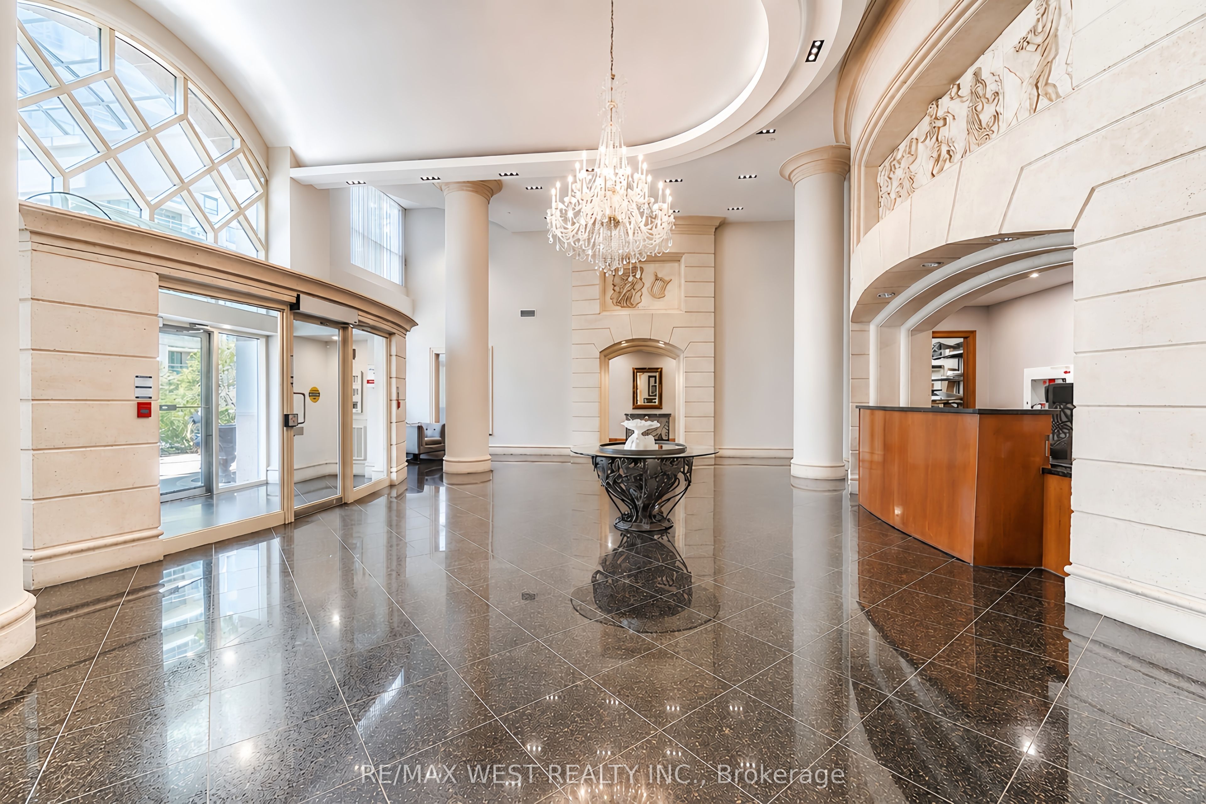 Additional image 2 of 2105-23 Lorraine Drive, Toronto, ON, M2N 6Z6