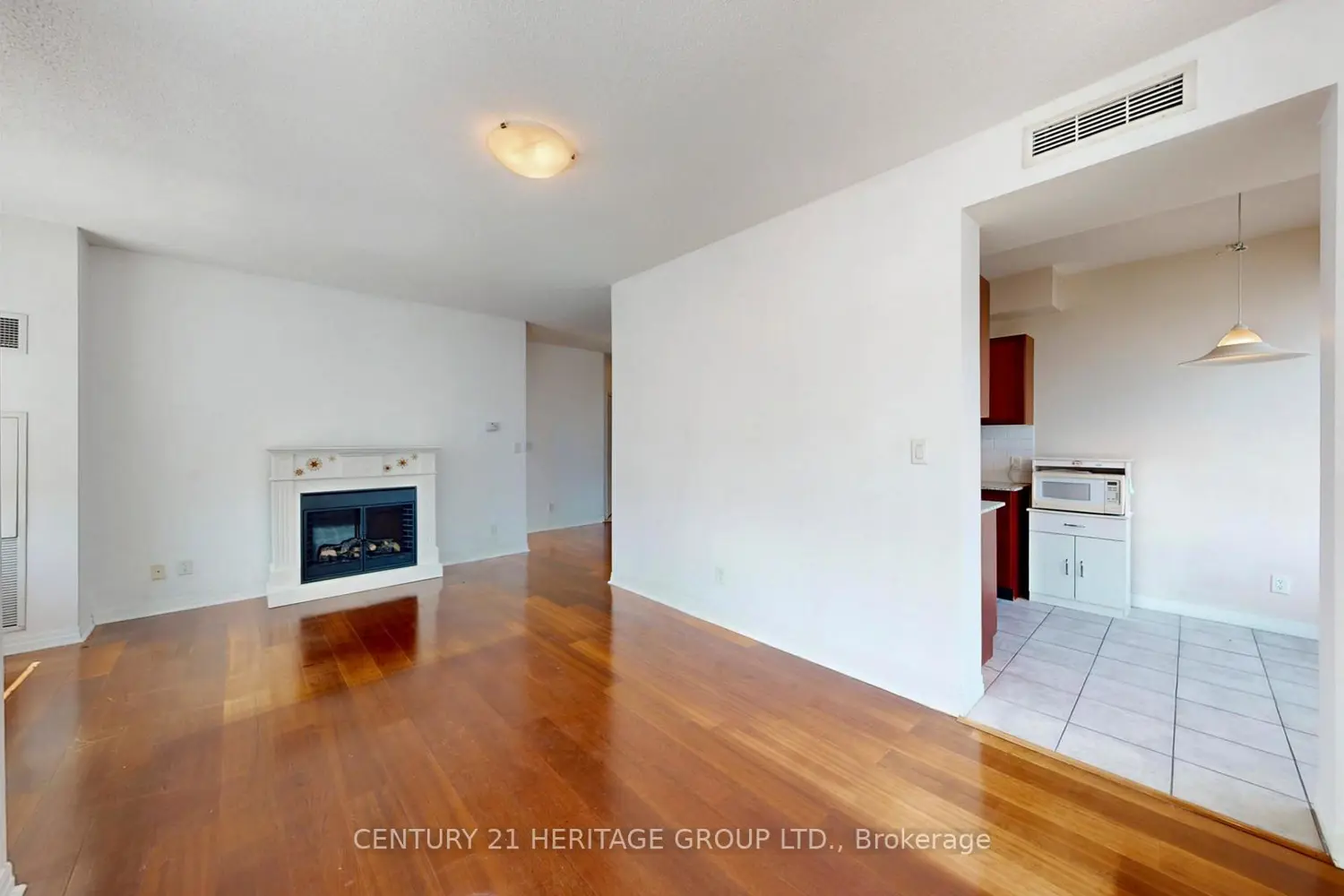 Additional image 3 of 1359 Rathburn Road 405