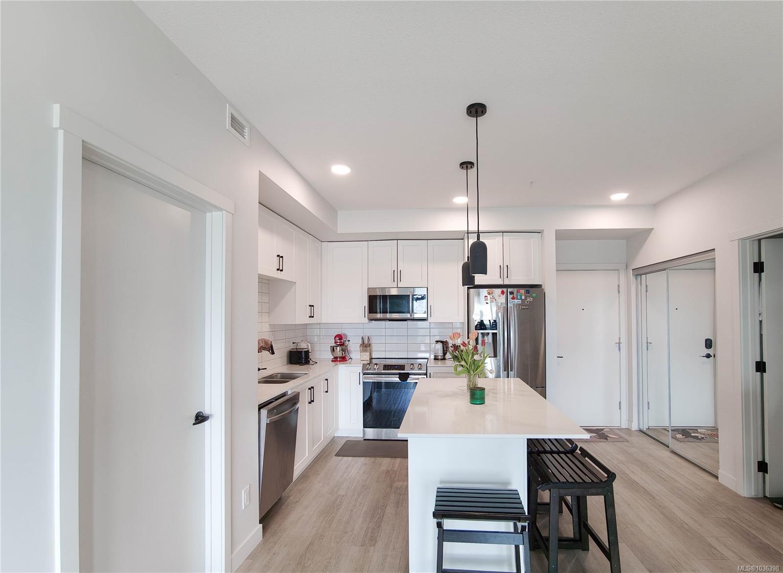 Additional image 6 of 502-2465 Gateway Road, Langford, BC, V9B 6R1