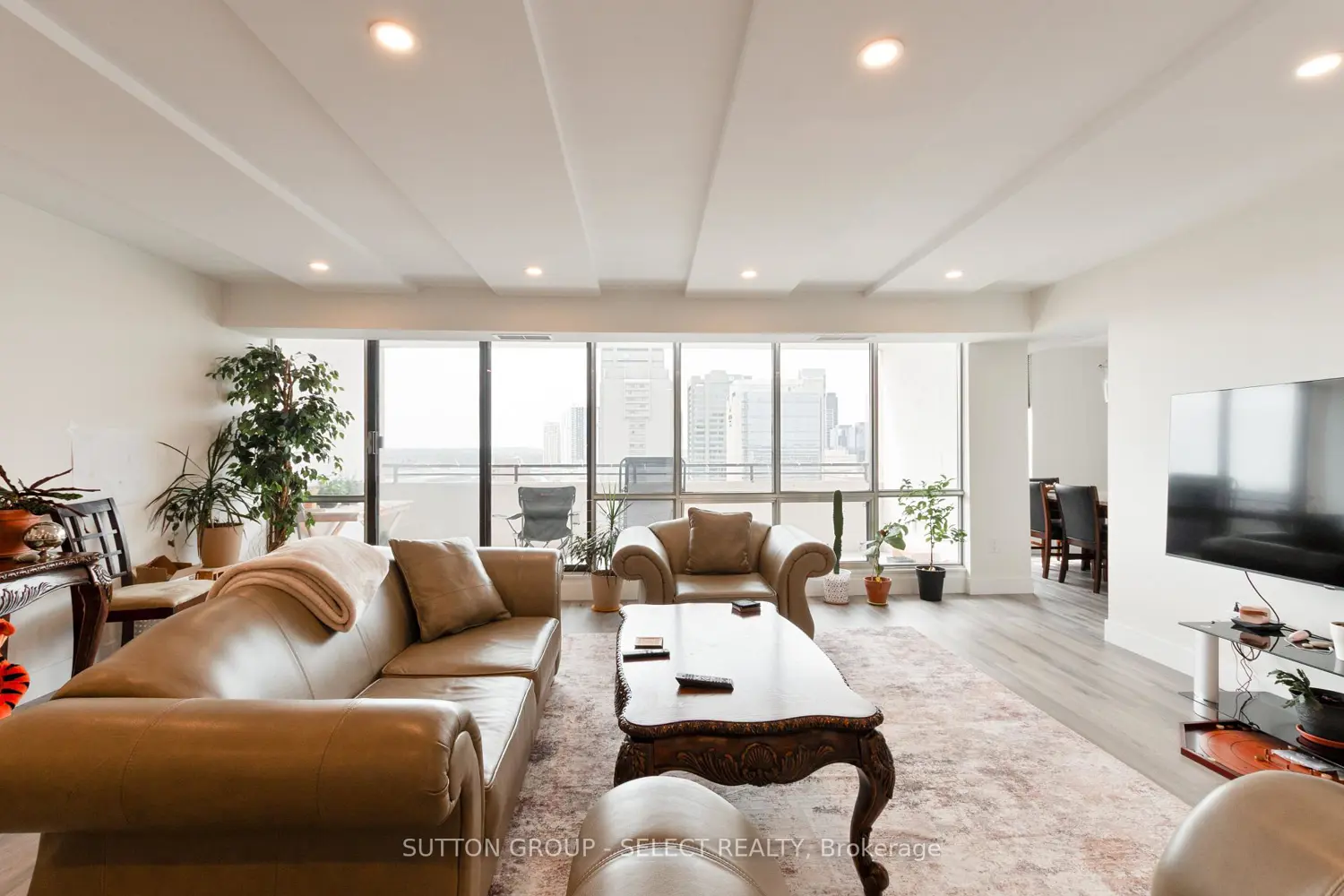 Additional image 7 of 380 King Street 1207