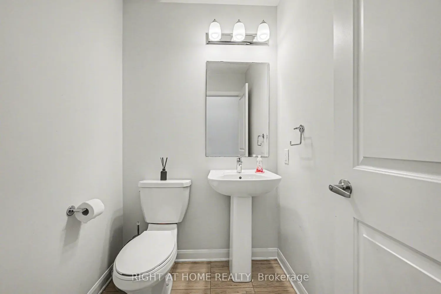 Additional image 7 of 112 Attwell Private