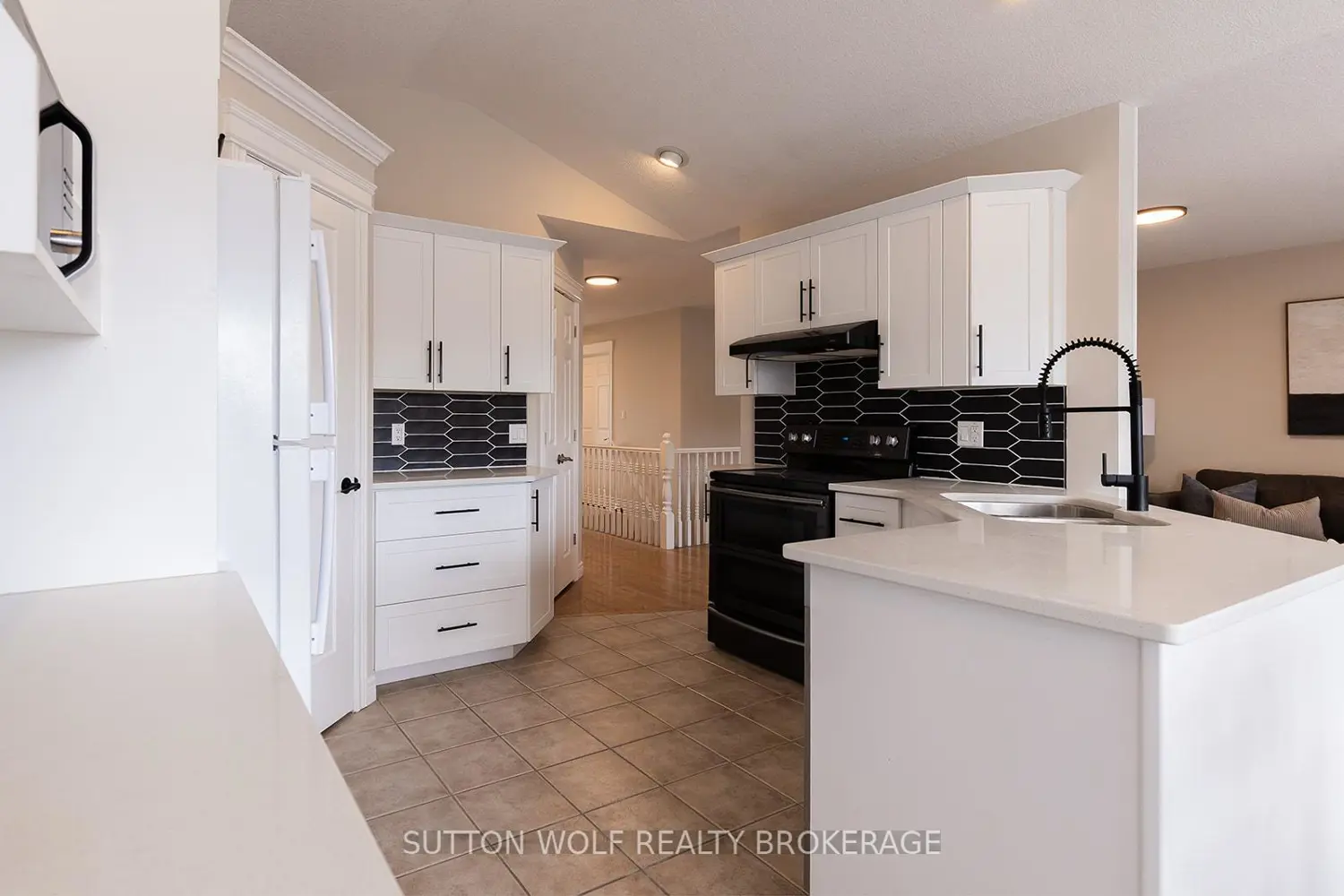 501 Darcy Drive photo 4