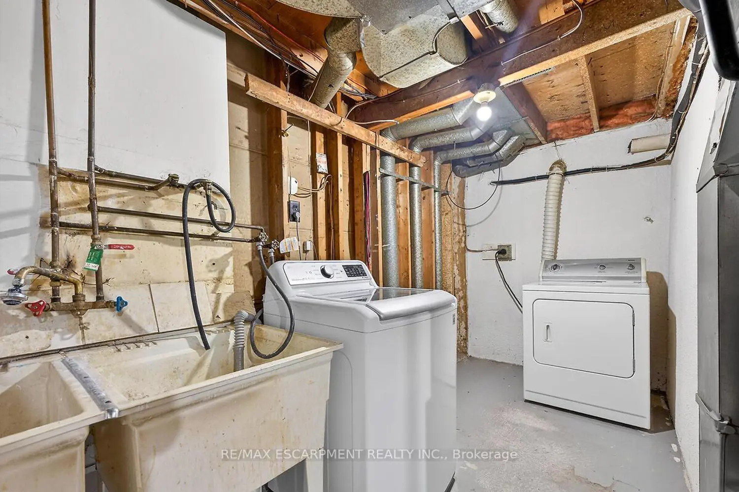 Additional image 14 of 35 Rangeview Court