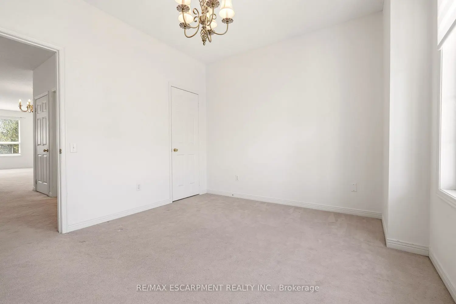 Additional image 13 of 4400 Millcroft Park Drive 40