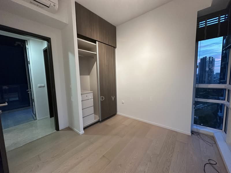 99 Prince Charles Crescent photo 5