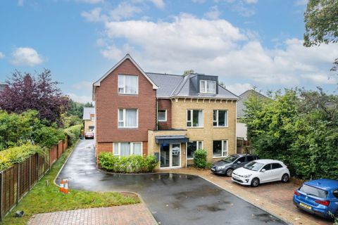 Smitham Bottom Lane, Purley CR8