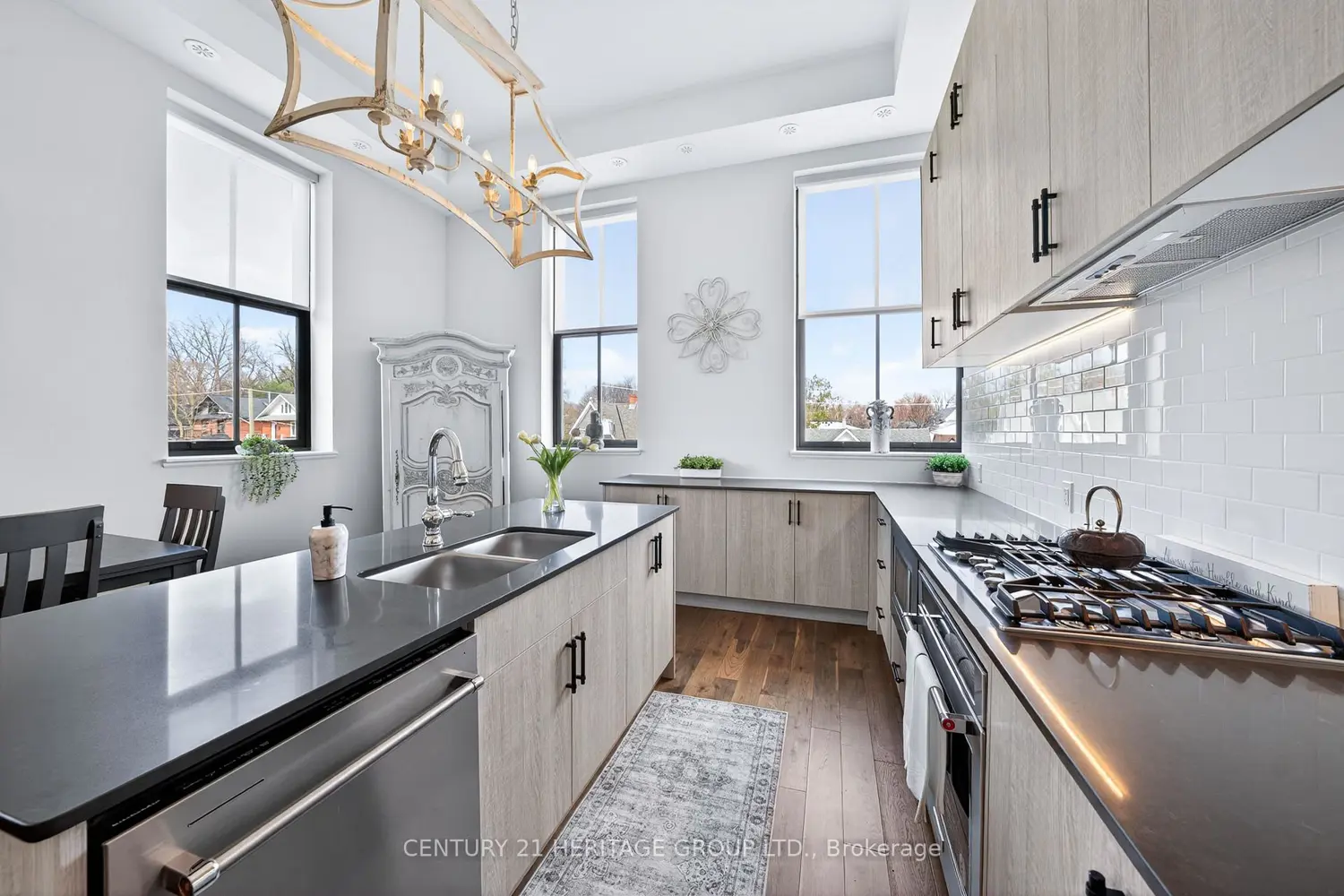 Additional image 5 of 400 Park Avenue 304
