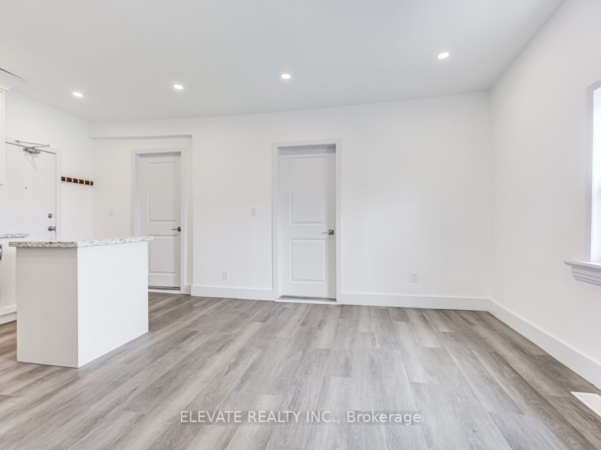 Additional image 5 of 2-228 Oakwood Avenue, Toronto, ON, M6E 2V4