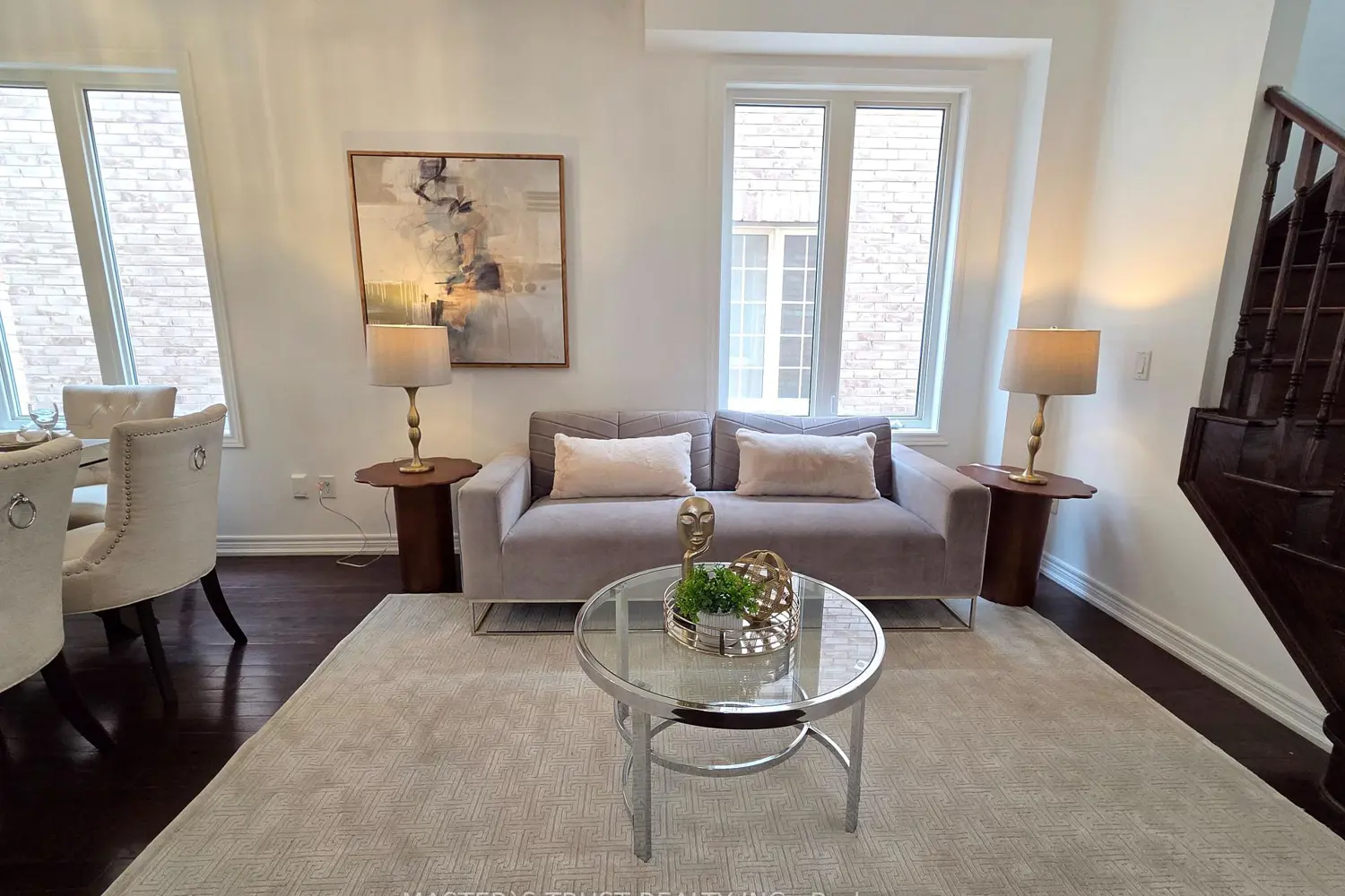 11 Beacon Point Street