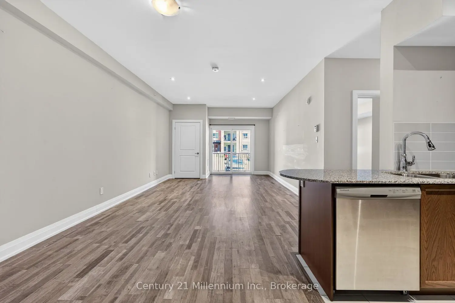 Additional image 8 of 157 Wellington Street 109