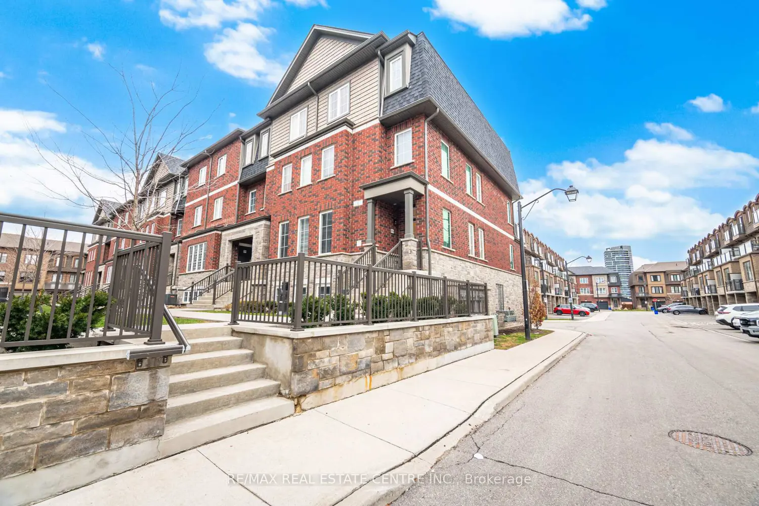 445 Ontario Street 133