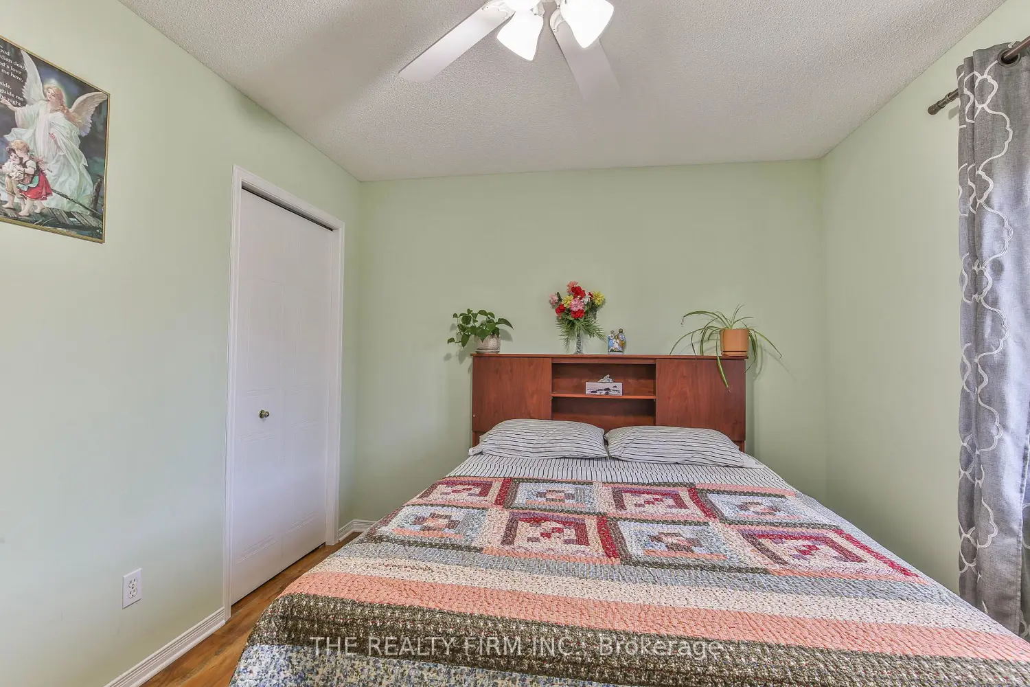 Additional image 15 of 100 Stroud Crescent 11