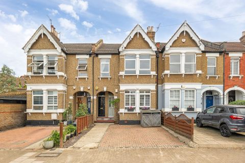 Birkbeck Road, Beckenham BR3
