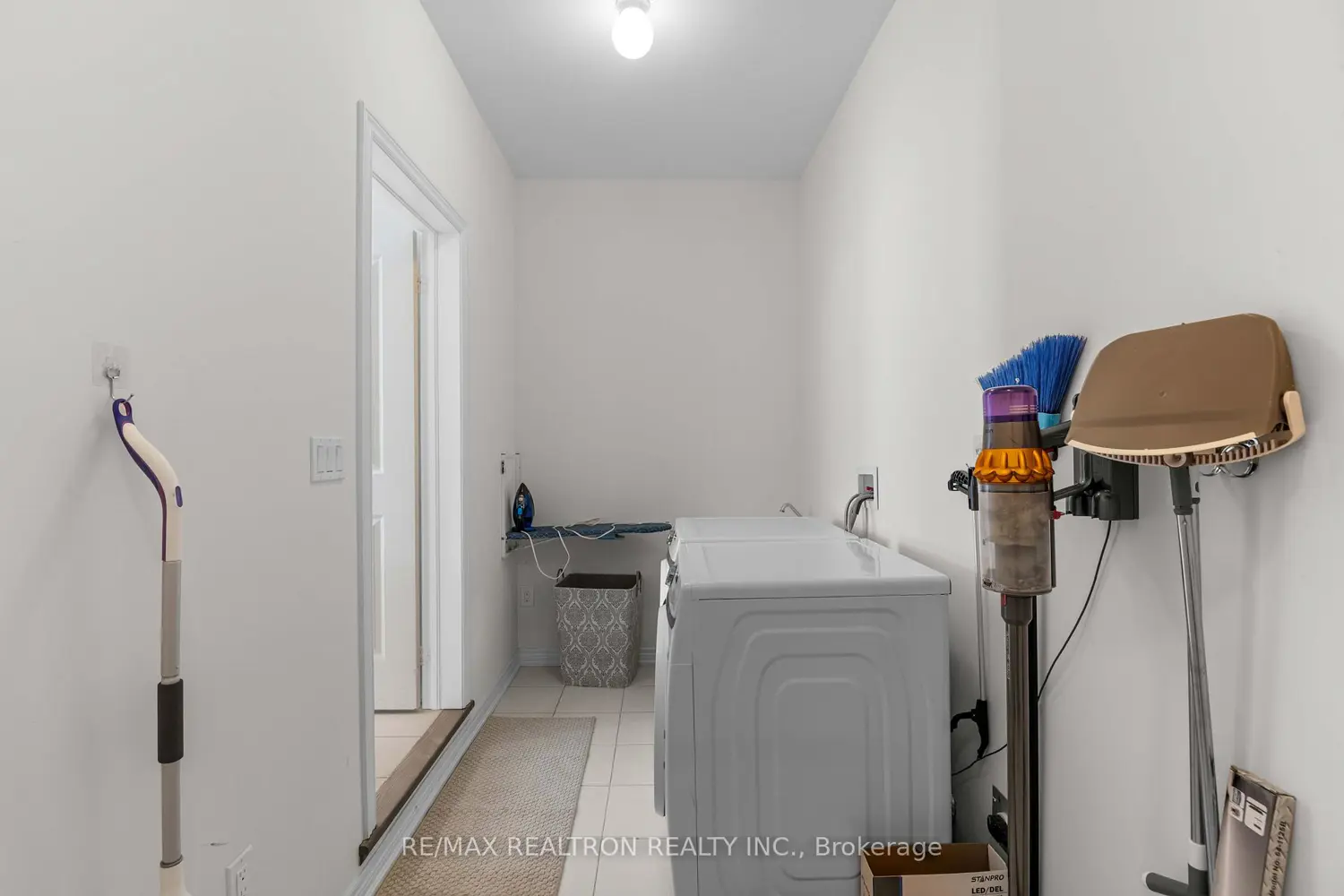 241 Chippewa Avenue photo 2