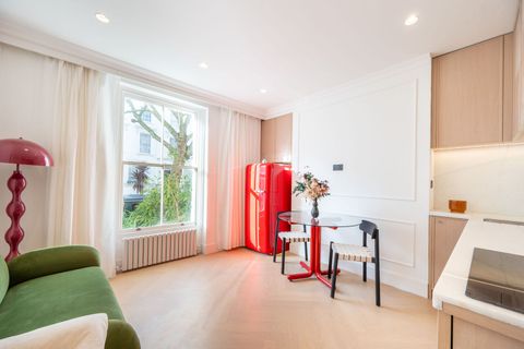 Lonsdale Road, Artesian Village, London W11