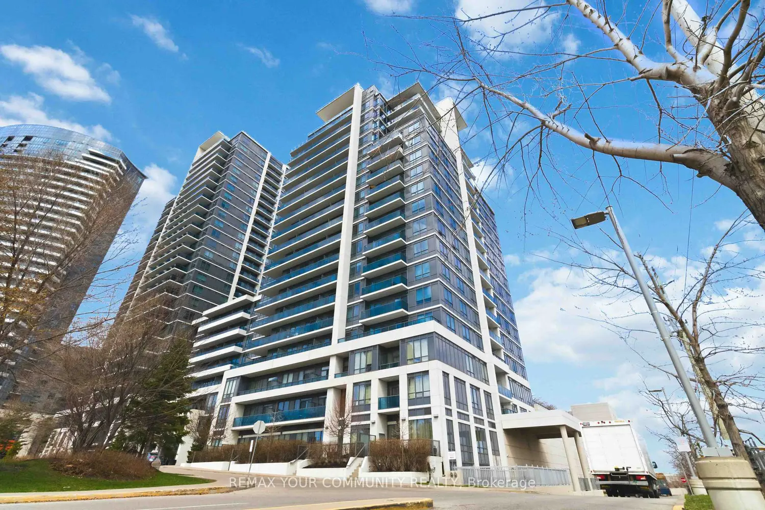Additional image 15 of 7167 Yonge Street 418