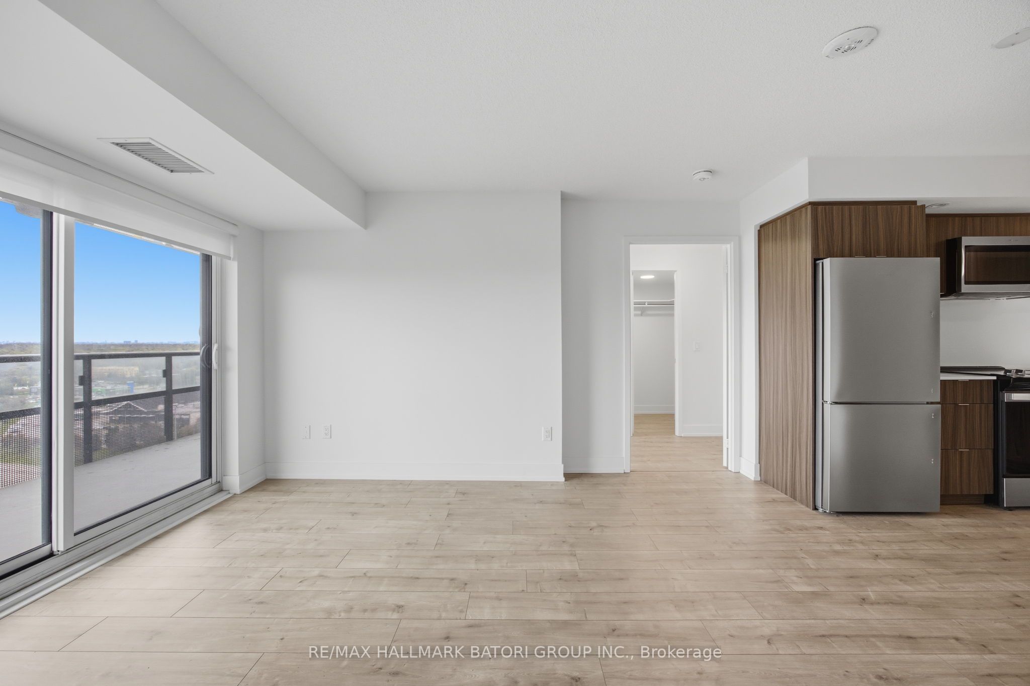 Additional image 5 of 1505-10 Eva Road, Toronto, ON, M9C 1E8
