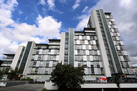 Mavisbank Gardens, Glasgow G51