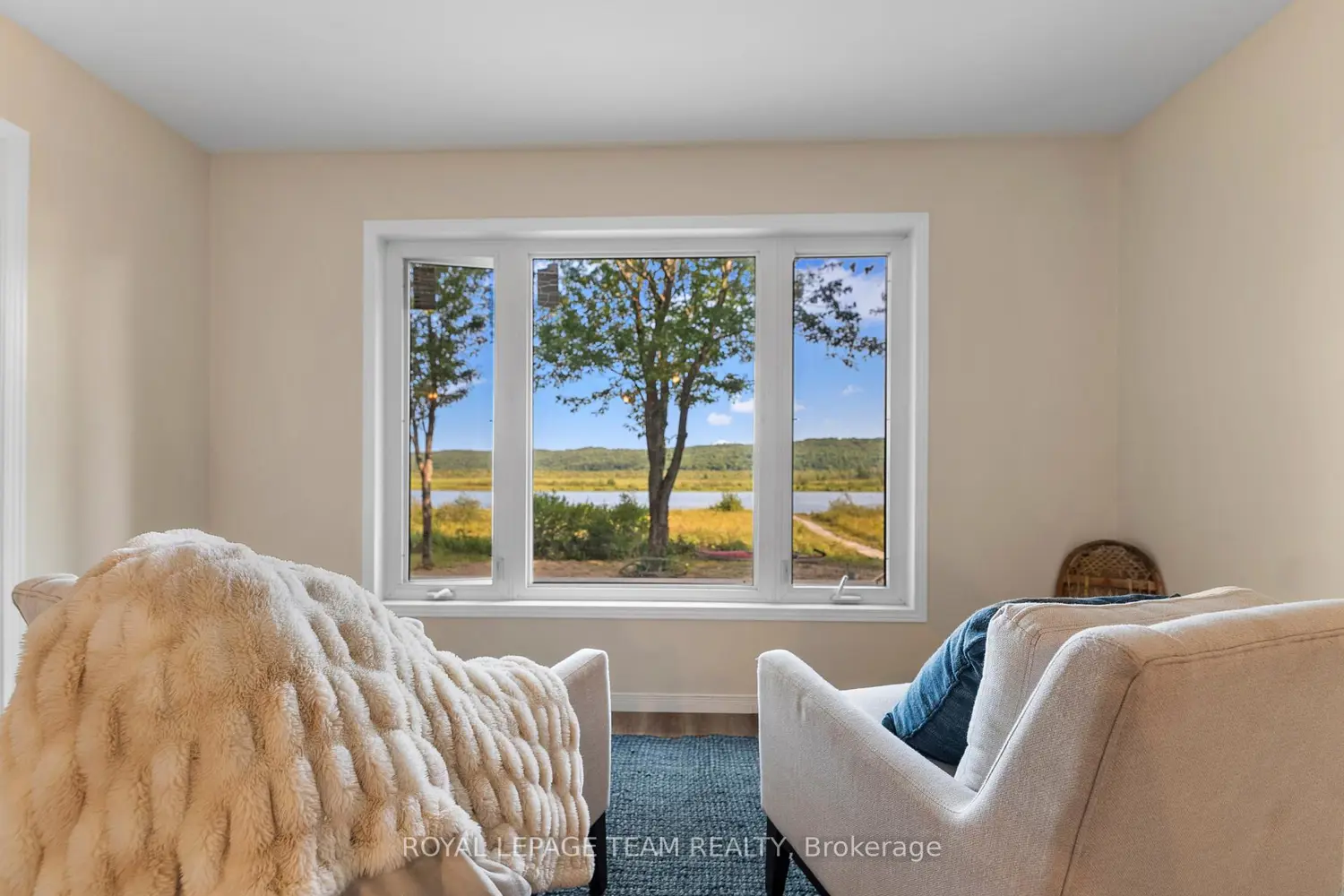 Additional image 7 of 1274 Lower Craigmont Road