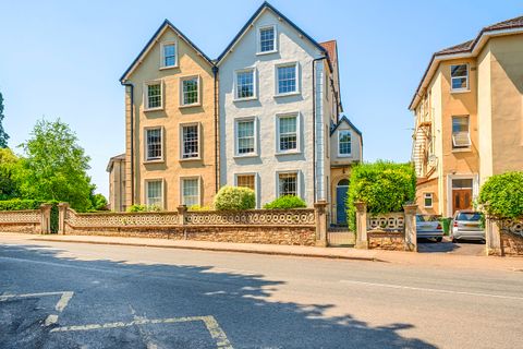 Westbury Road, Westbury-On-Trym, Bristol BS9