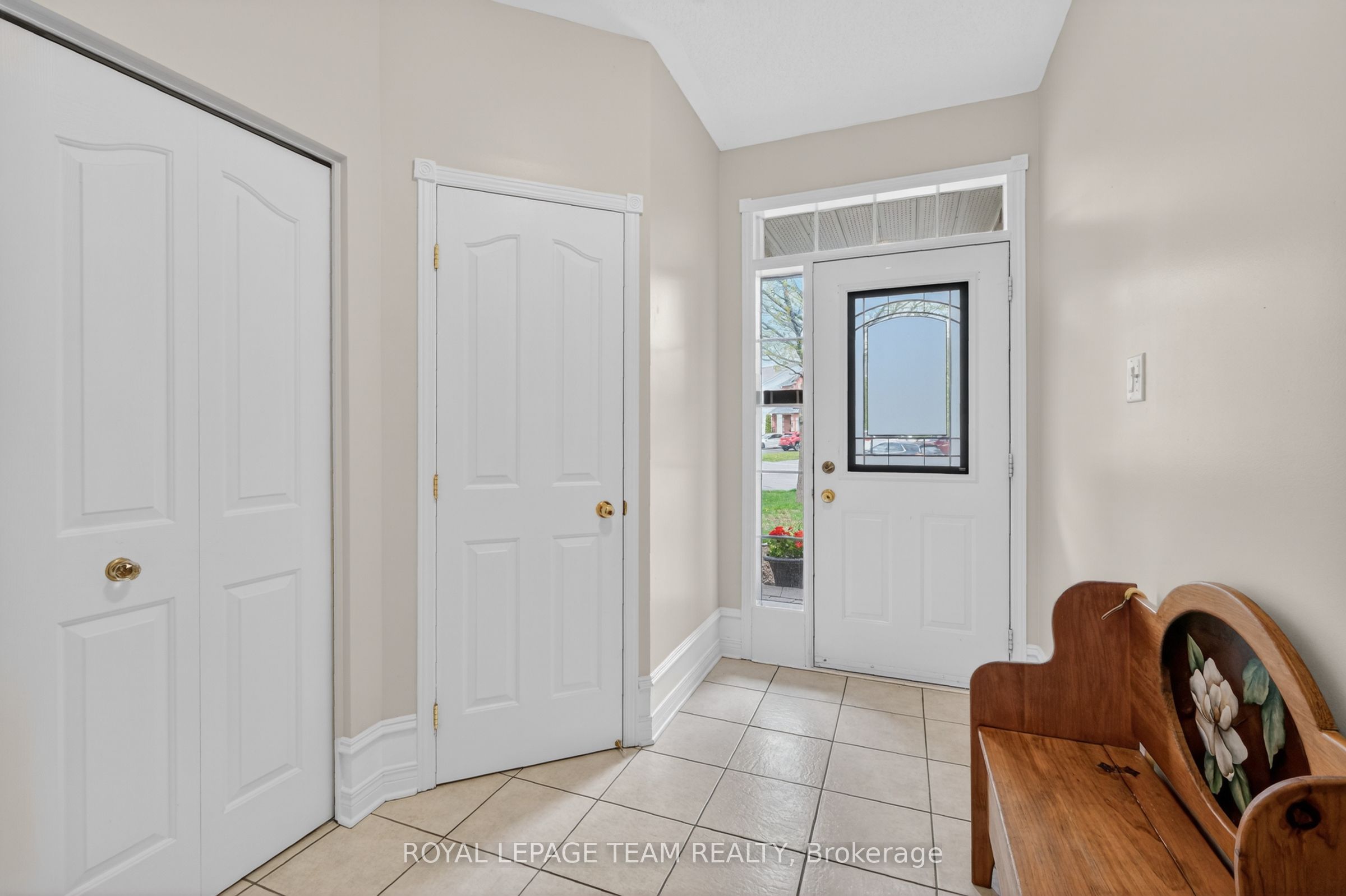 Additional image 4 of 23 Chantilly Gate, Ottawa, ON, K2S 2B1