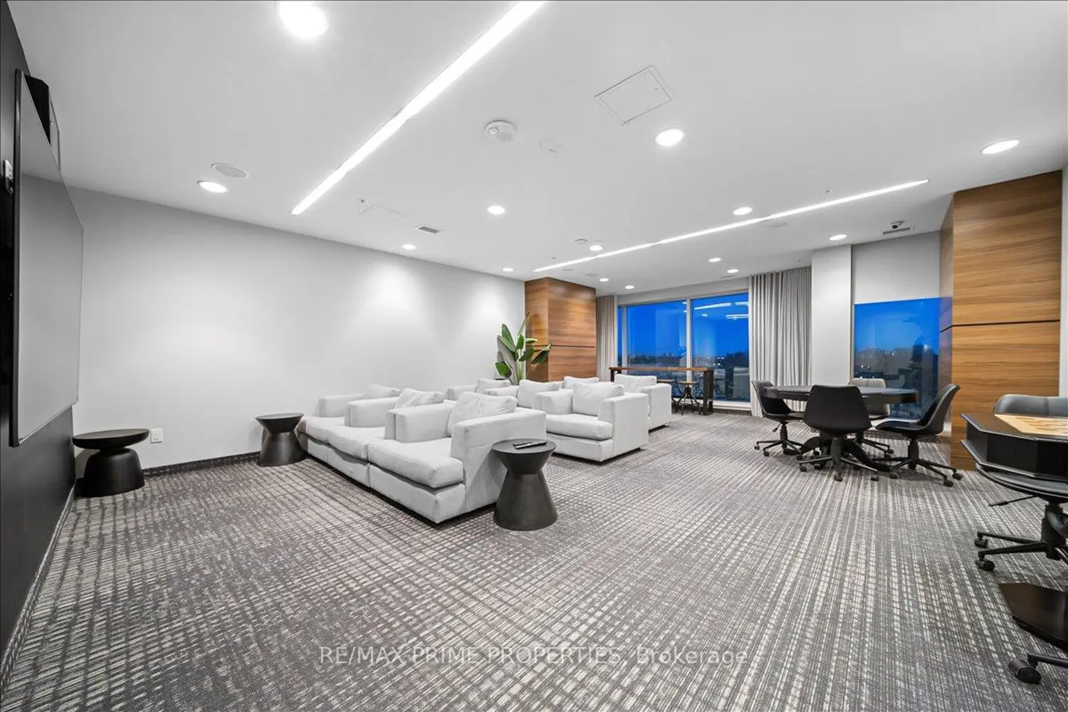 Additional image 14 of 805 Carling Avenue 3705