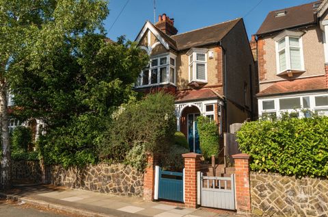 Amesbury Road, Bromley BR1