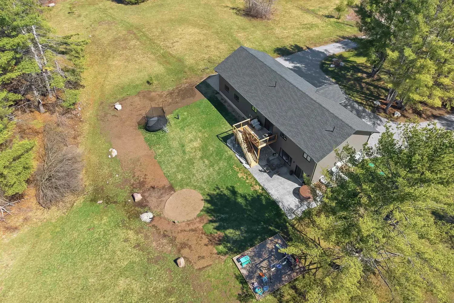 289 Tully's Road photo 3