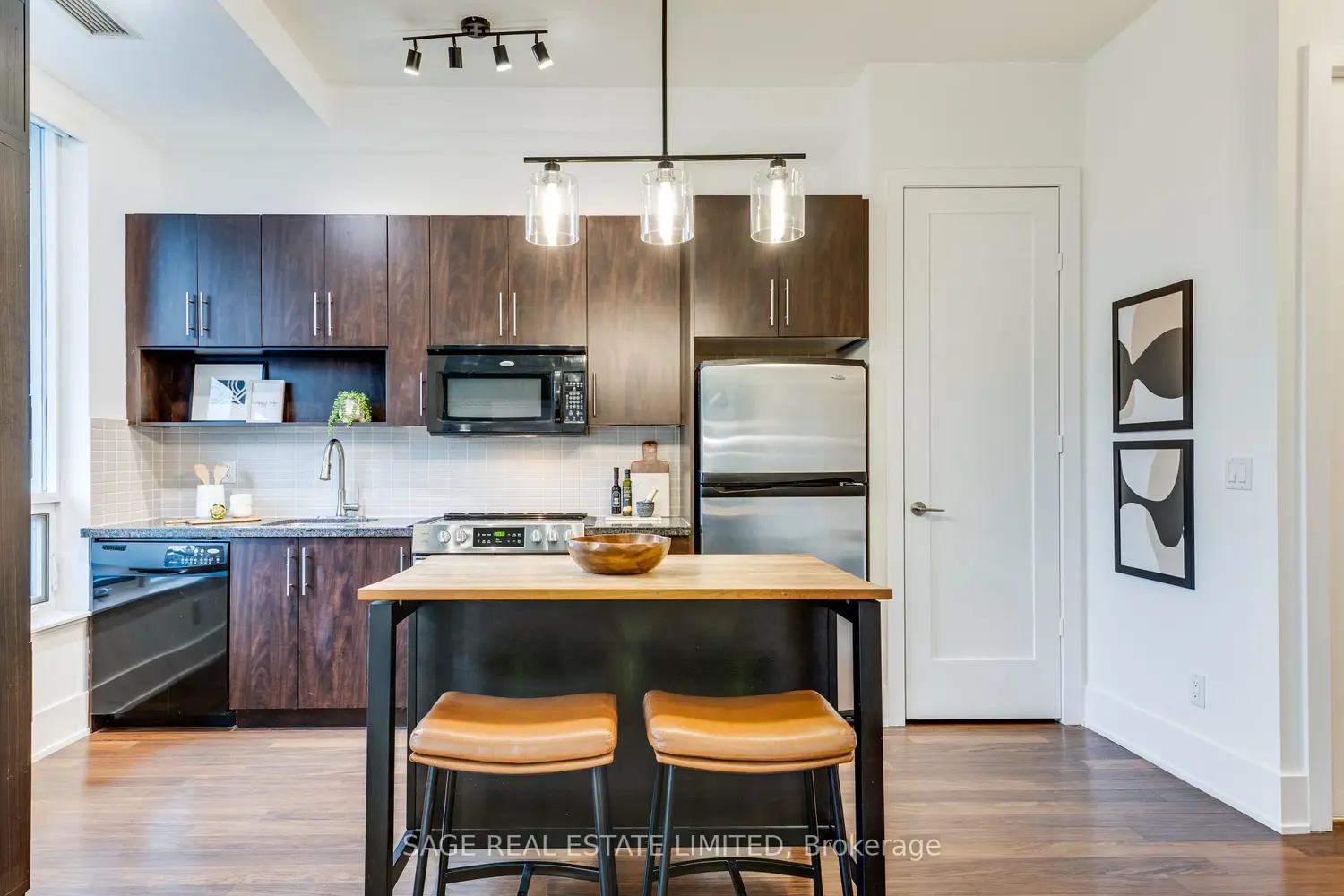 Additional image 8 of 120 Homewood Avenue 411