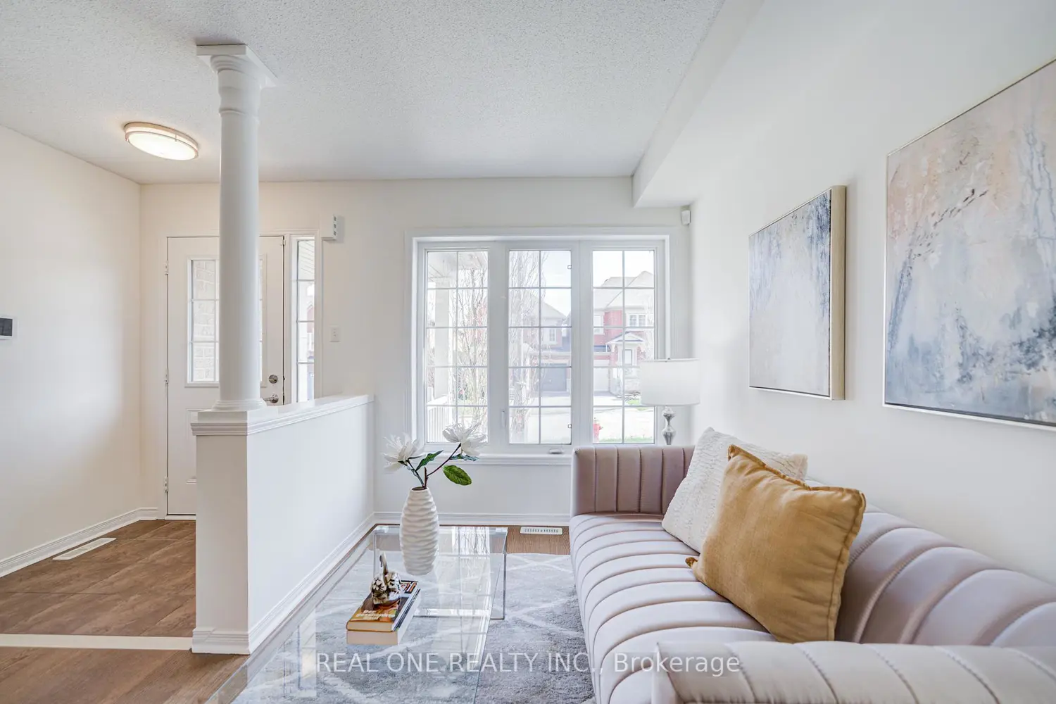 65 Westcliffe Crescent photo 3