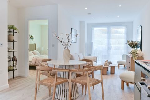 Wandle Place, Earlsfield, Wimbledon SW18