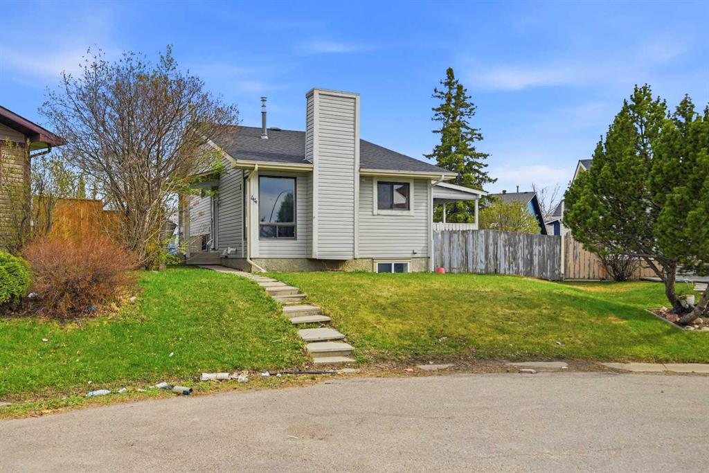 44 Castleridge Close NE, Calgary, AB, T3J1Y9